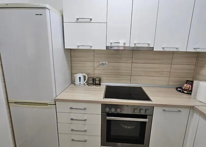 Anastasija Lux 2 Paraćin